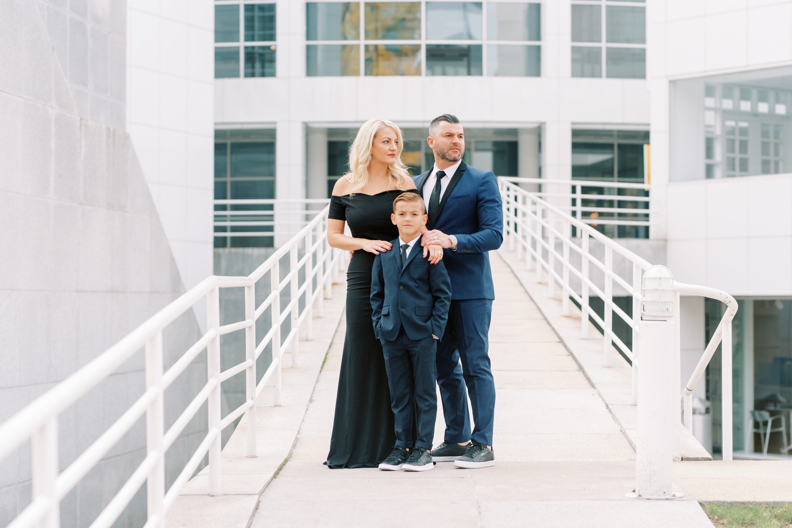 Lindsey Powell Photography, High Museum of Art, Chic Family Session, Atlanta Family Photographer, Marietta Family Photography, Vinnings, Buckhead, Art, Formal Family Session